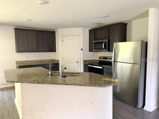 Photo 2 of 3494 Apple Orchard Dr, Deltona, FL 32738