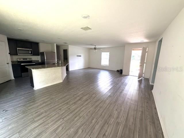 Photo 3 of 3494 Apple Orchard Dr, Deltona, FL 32738