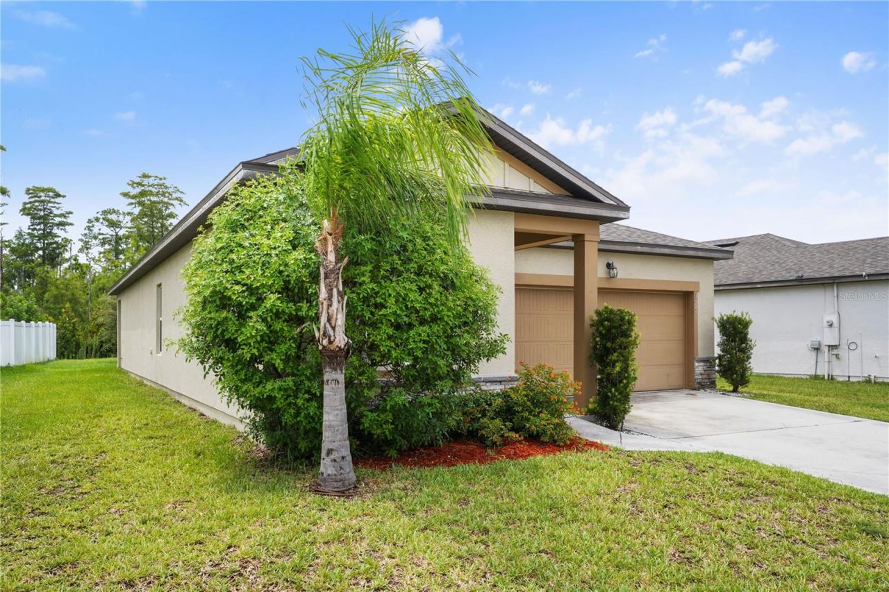 Photo 4 of 3004 Neverland Dr, New Smyrna Beach, FL 32168