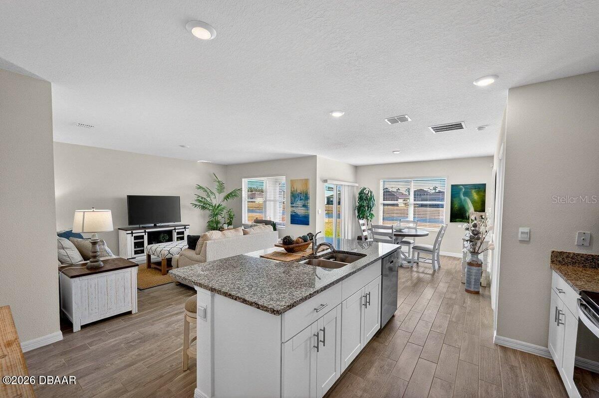 Photo 4 of 1346 Middle Lake Dr, Ormond Beach, FL 32174