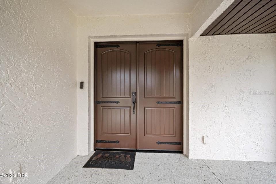 Photo 4 of 120 Peachtree Cir, Daytona Beach, FL 32114