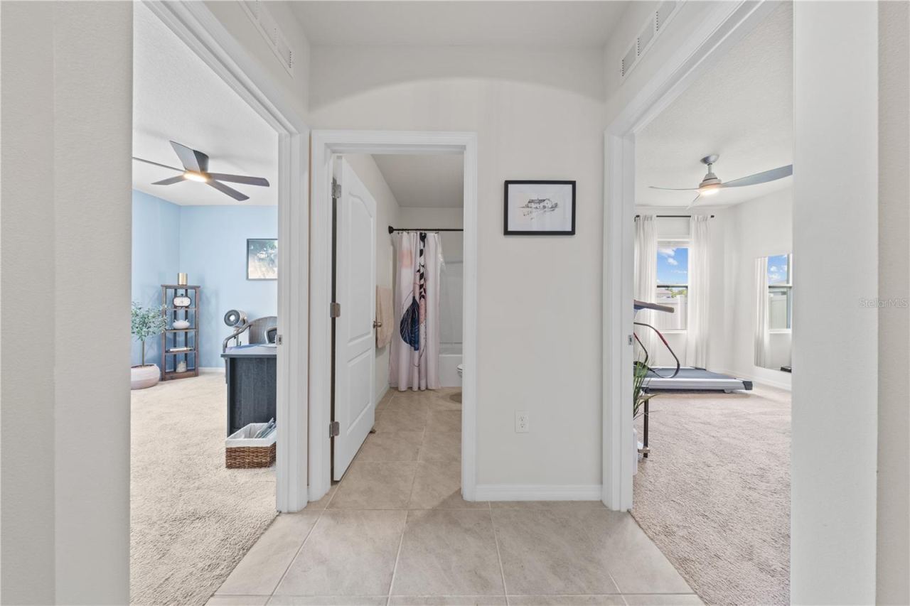 Photo 4 of 907 Guadalupe Dr, Orange City, FL 32763
