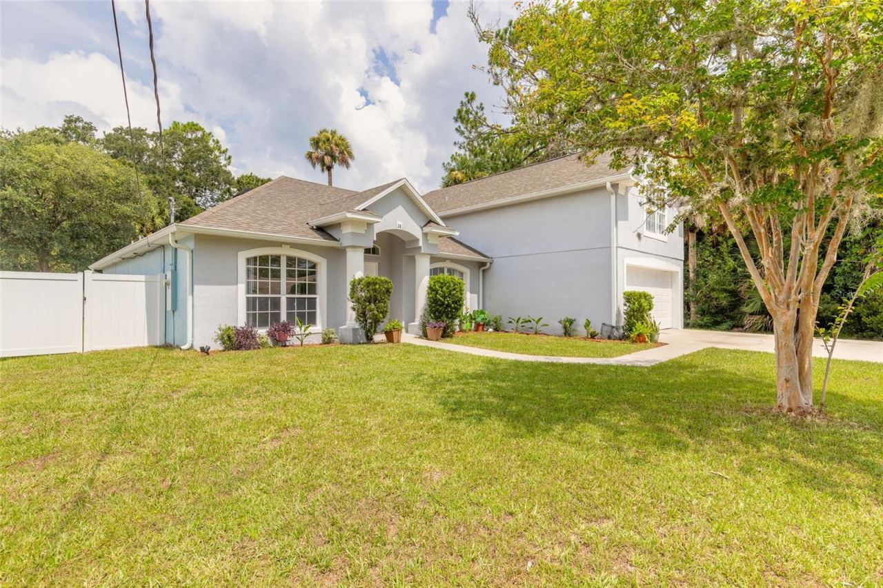 Photo 2 of 28 Pillory Ln, Palm Coast, FL 32164