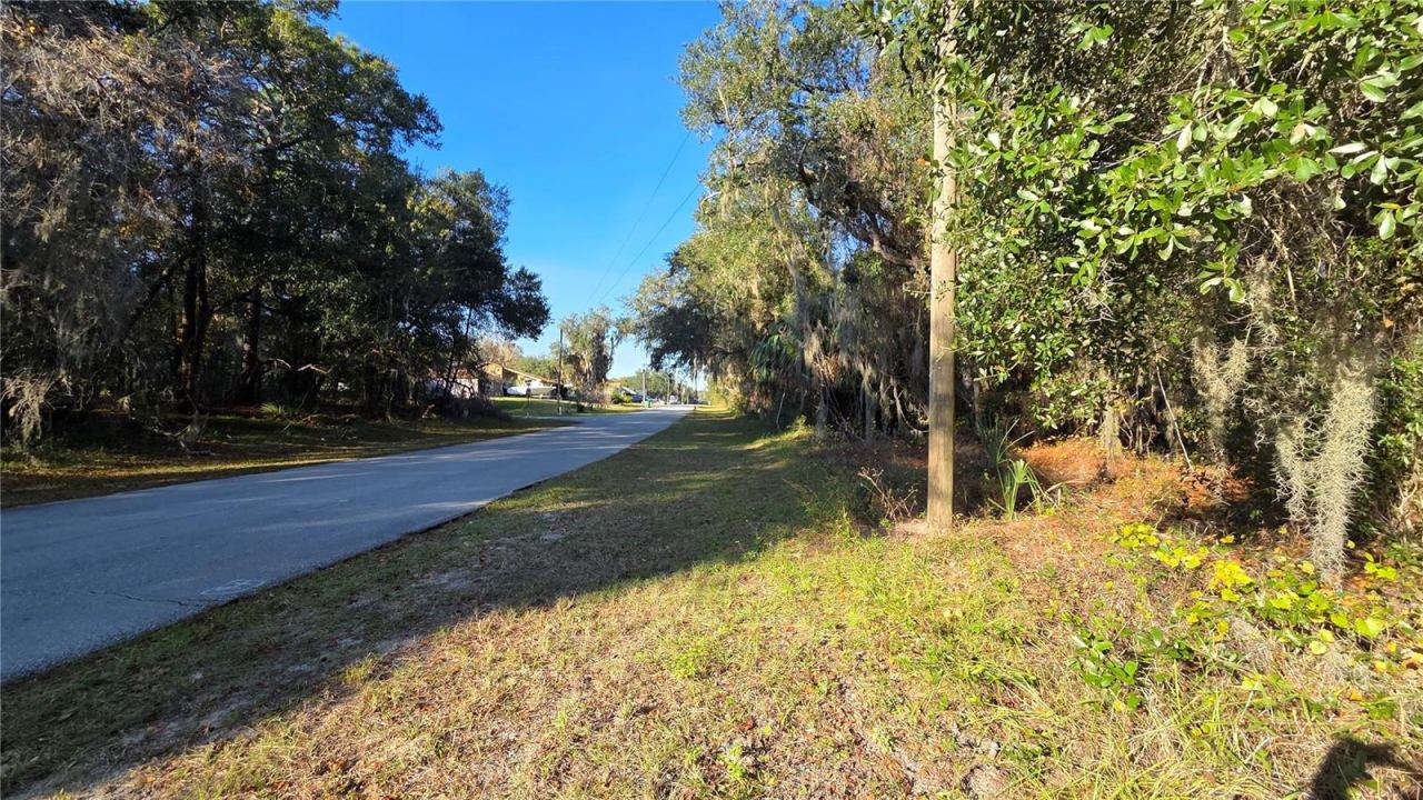 Photo 4 of 3009 Parma Dr, Deltona, FL 32738