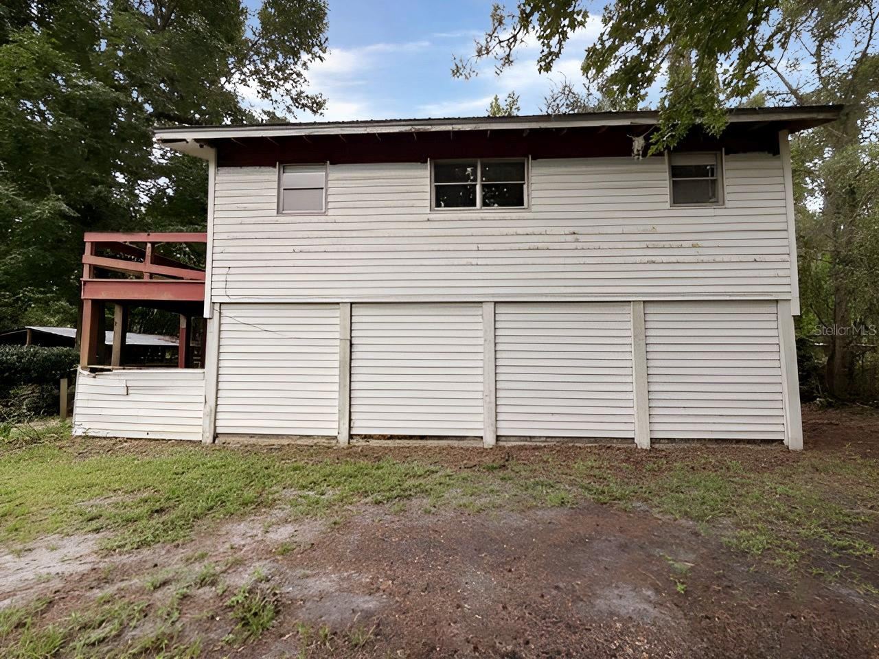 Photo 3 of 109 Hanpard Ln, Palatka, FL 32177