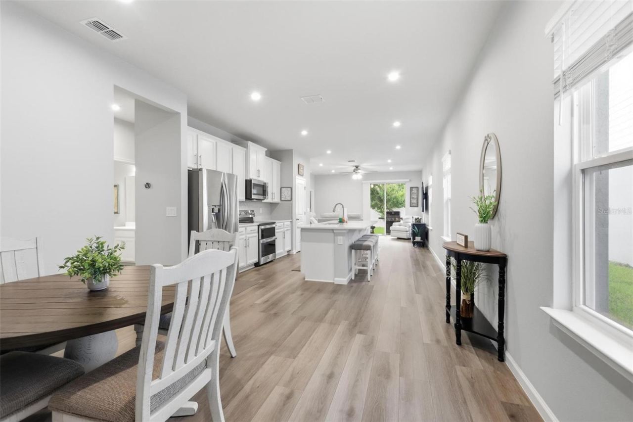 Photo 4 of 7068 Lanier Falls Rd, Deland, FL 32724