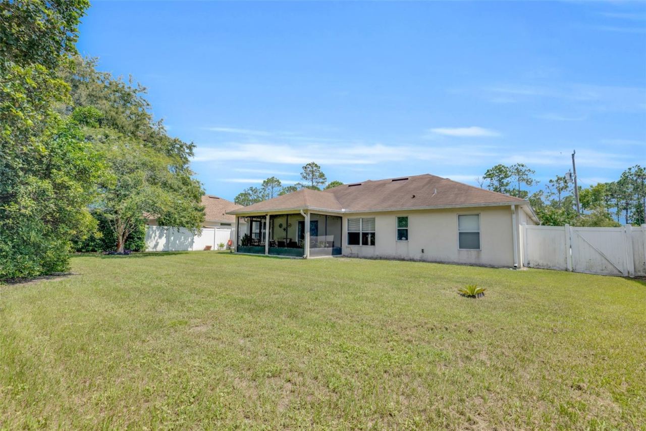 Photo 3 of 7 Phoenix Ln, Palm Coast, FL 32164