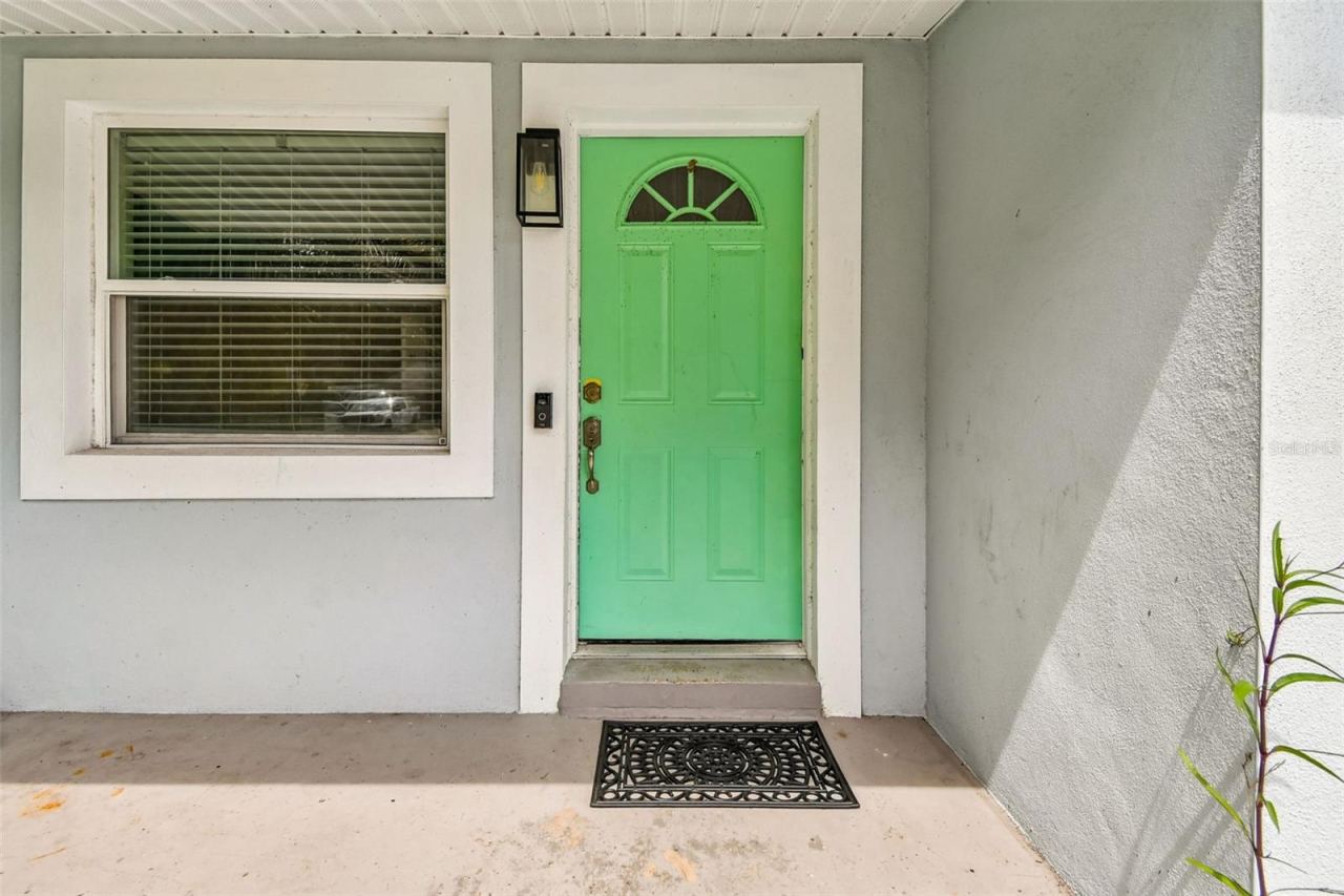 Photo 4 of 173 Temple St, New Smyrna Beach, FL 32168