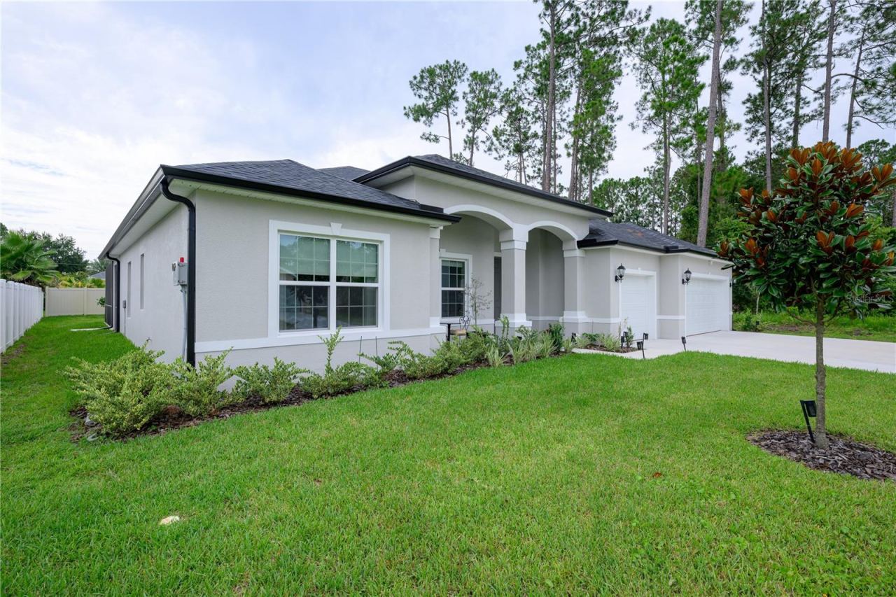 Photo 2 of 25 Edge Ln, Palm Coast, FL 32164