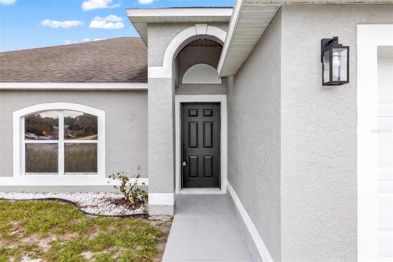Photo 5 of 2190 Glenlock Dr, Deltona, FL 32725