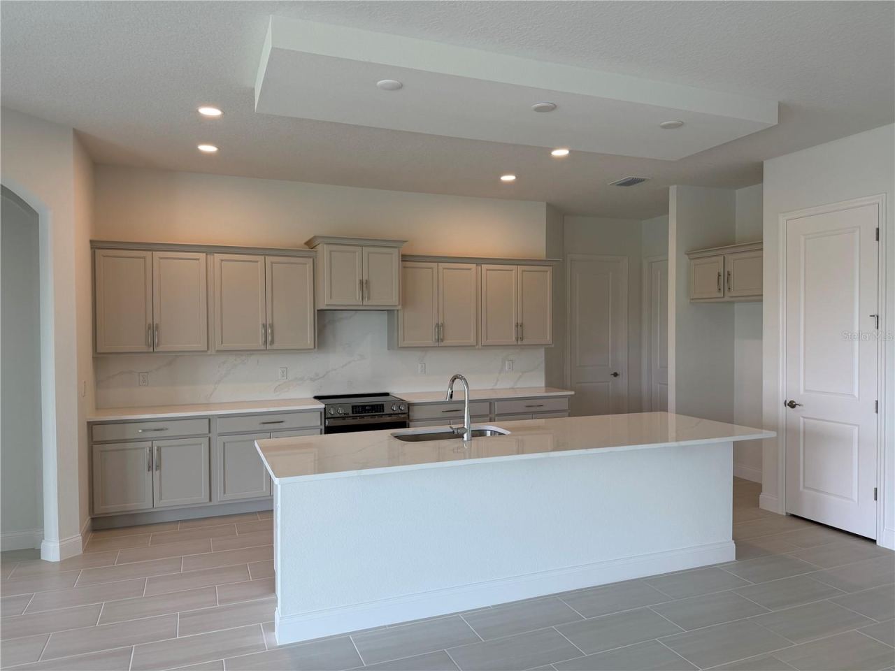 Photo 4 of 1664 Lake Reserve Dr, Deland, FL 32724
