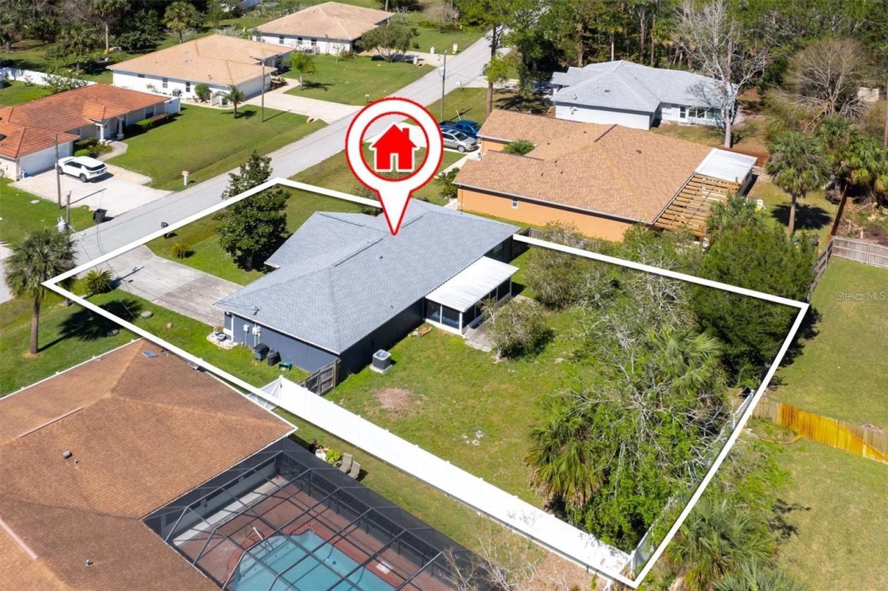 Photo 3 of 17 Pinelark Ln, Palm Coast, FL 32164