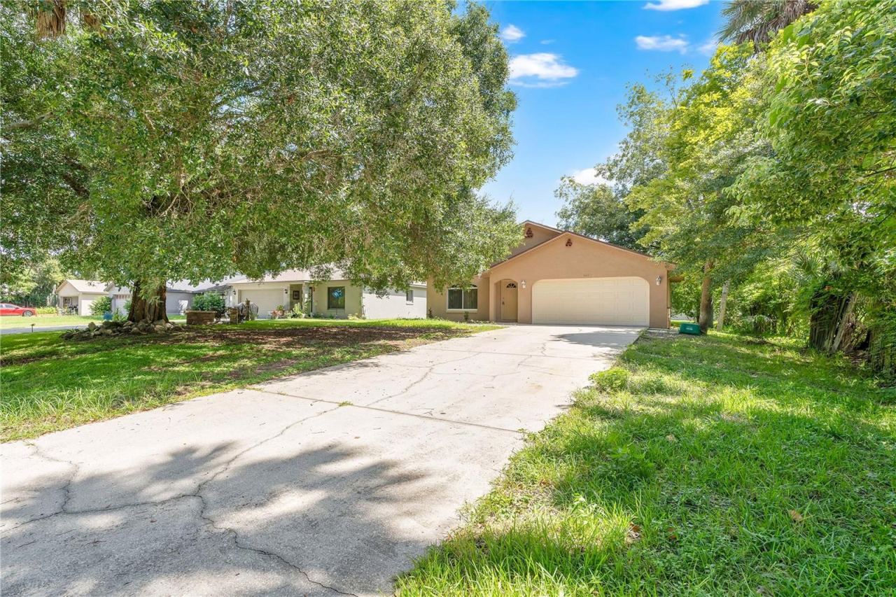 Photo 4 of 623 Parque Dr, Ormond Beach, FL 32174