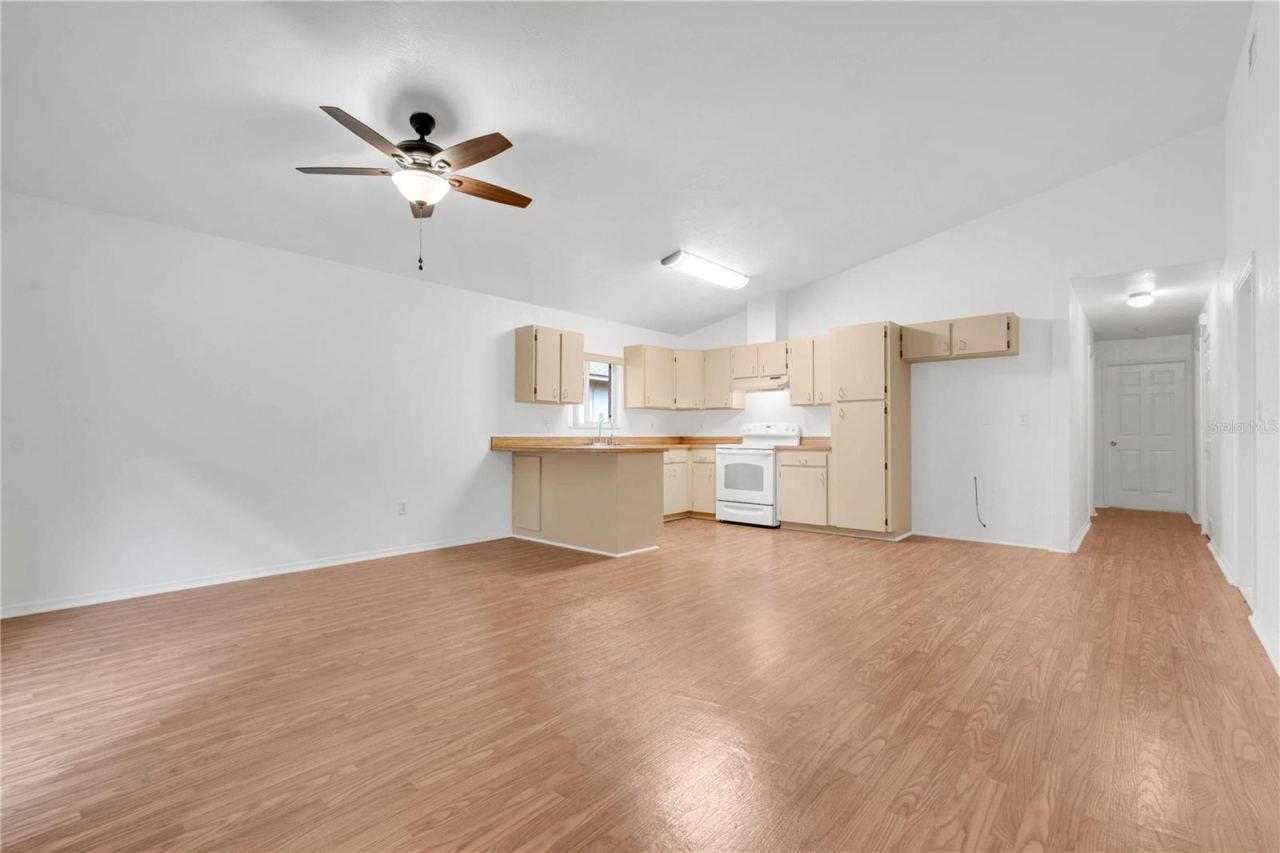 Photo 5 of 623 Parque Dr, Ormond Beach, FL 32174