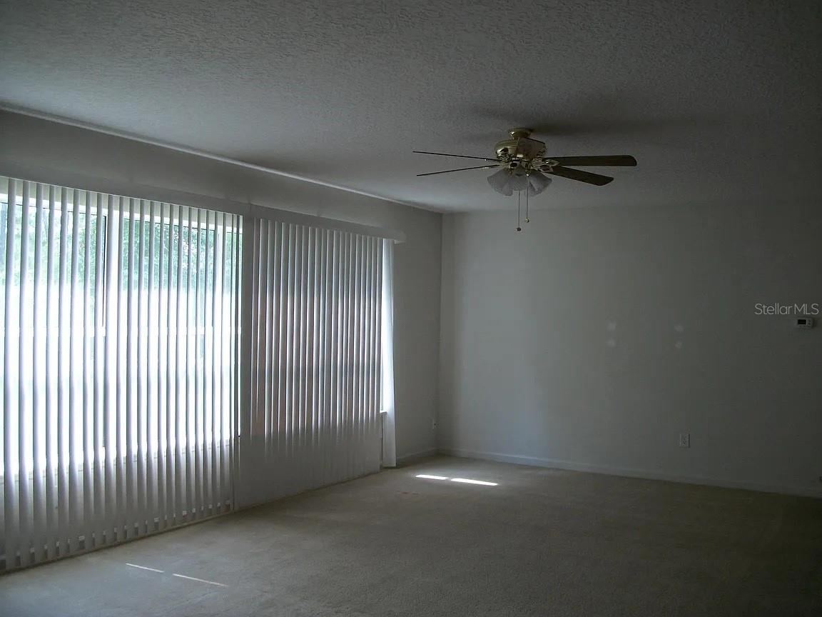 Photo 5 of 72 Rollins Ln, Palm Coast, FL 32164