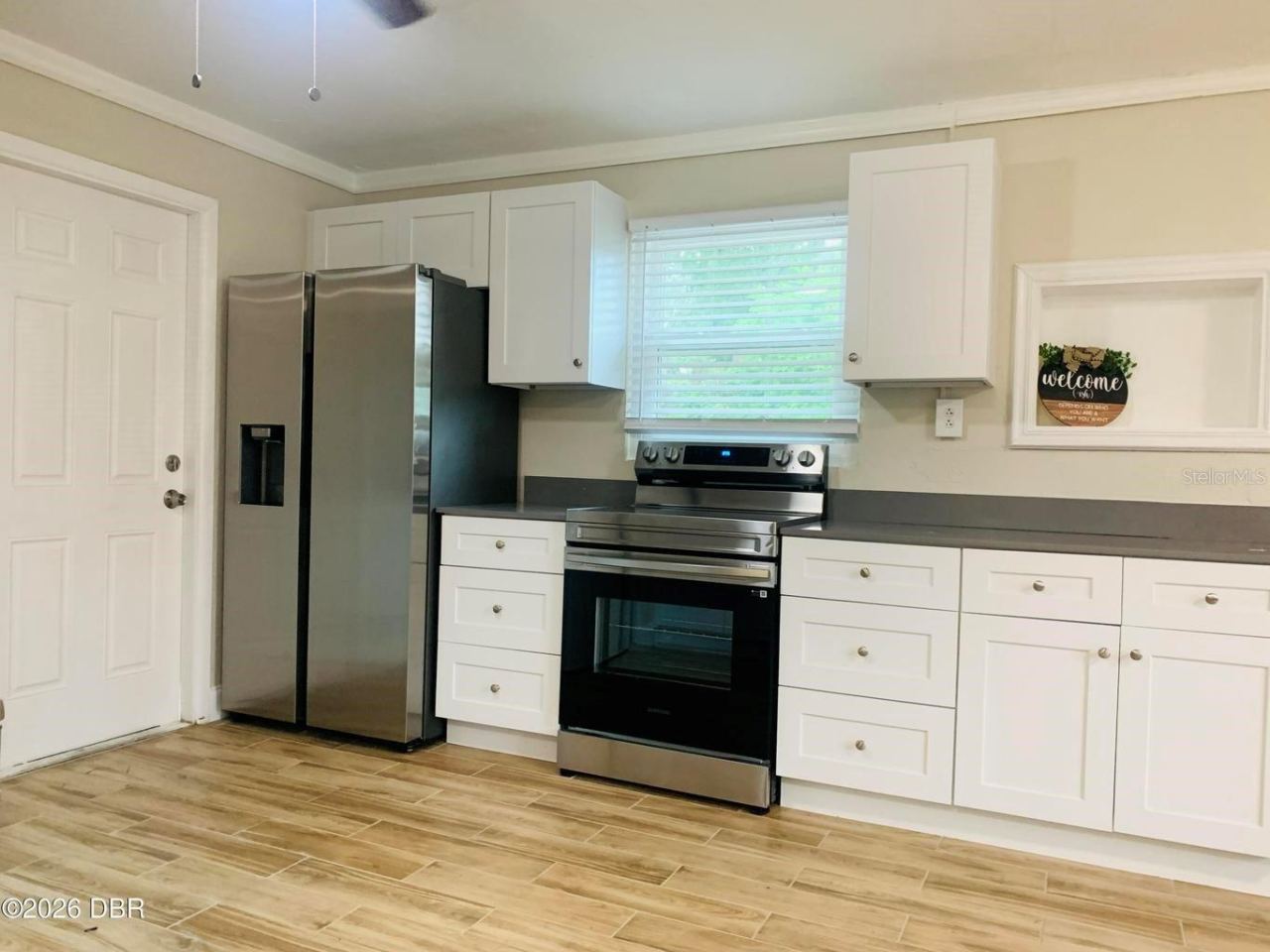Photo 4 of 342 N Charles St, Daytona Beach, FL 32114