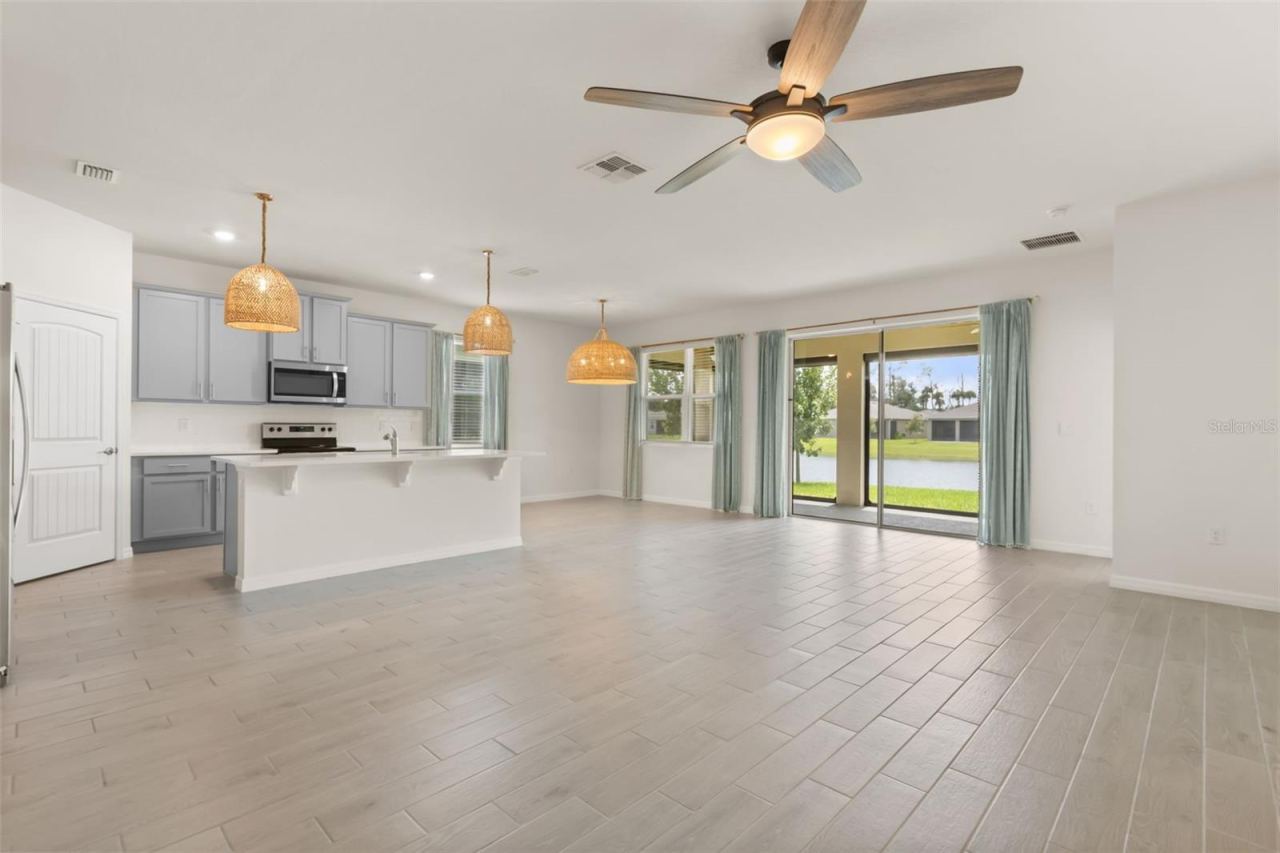 Photo 4 of 1545 Delphi Way, New Smyrna Beach, FL 32168