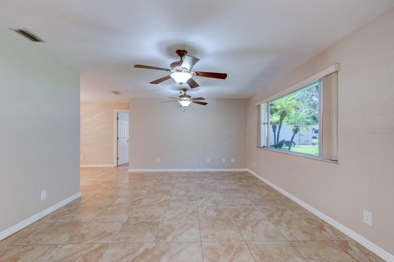 Photo 5 of 1013 Indian Oaks E, Holly Hill, FL 32117