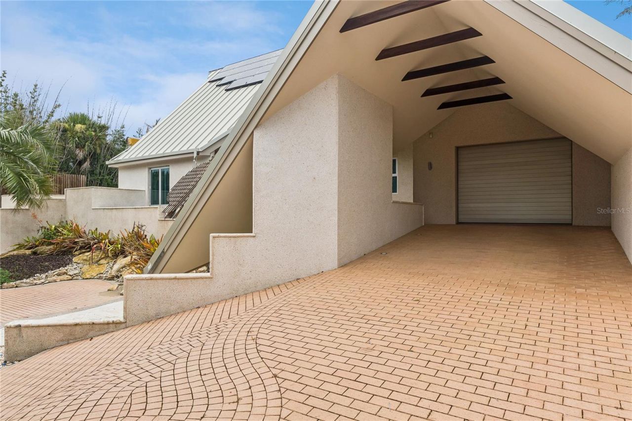 Photo 4 of 1800 N Peninsula Ave, New Smyrna Beach, FL 32169