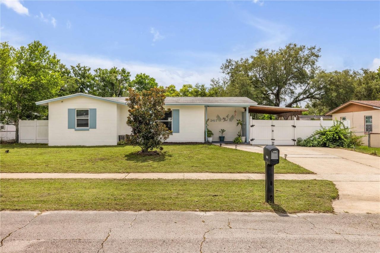 2417 Adams Ave, Deltona, FL 32738