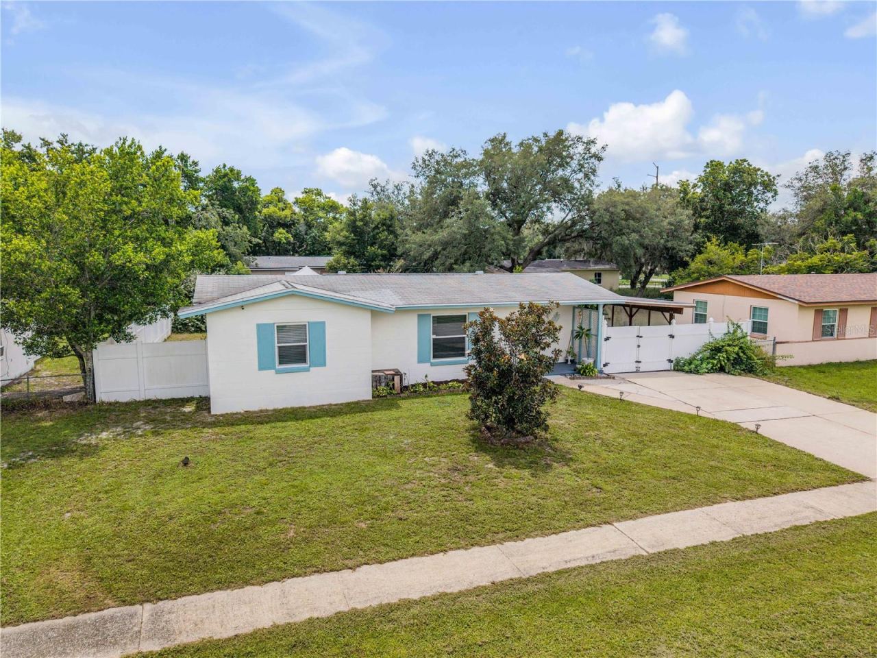 Photo 5 of 2417 Adams Ave, Deltona, FL 32738