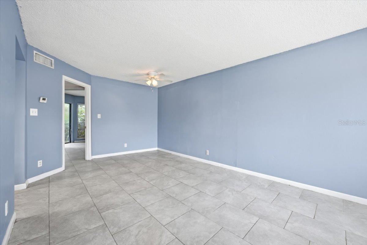 Photo 3 of 2628 Lemon Tree Ln #6c, Orlando, FL 32839