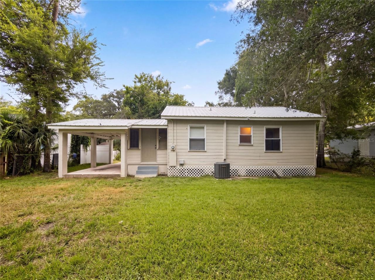Photo 5 of 706 Flanders Ave, Daytona Beach, FL 32114