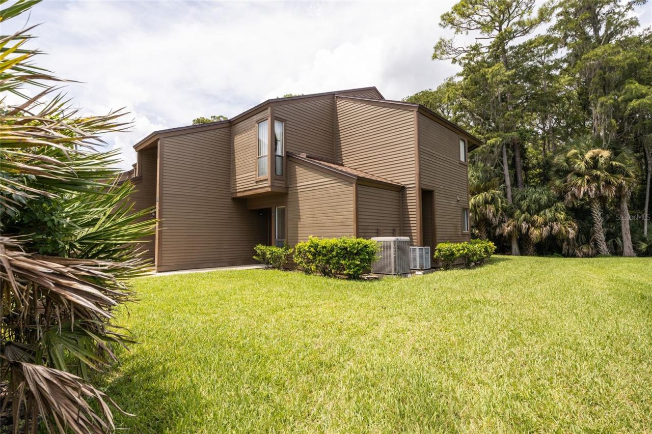 Photo 4 of 9 Southbury Ct #9, Palm Coast, FL 32137