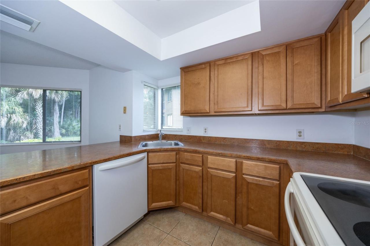 Photo 5 of 9 Southbury Ct #9, Palm Coast, FL 32137