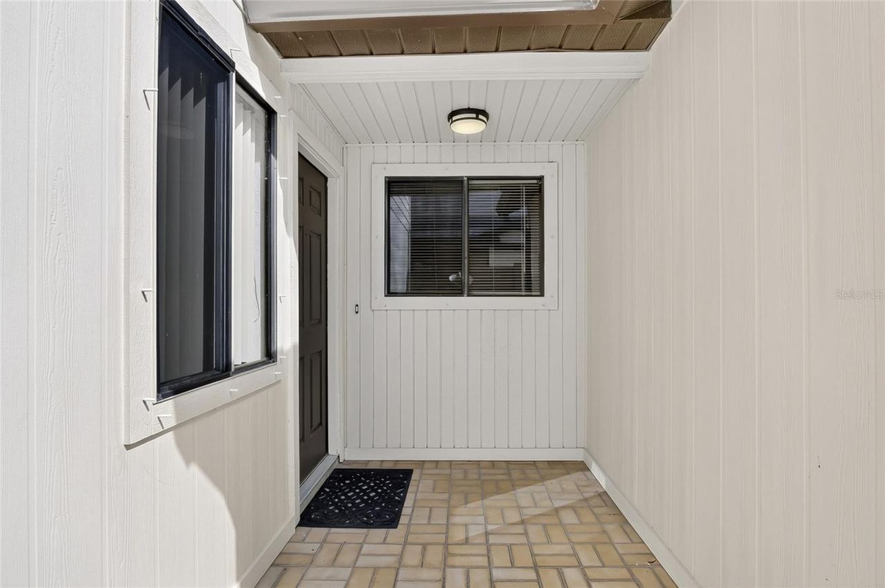 Photo 4 of 367 Castlewood Ln, New Smyrna Beach, FL 32168