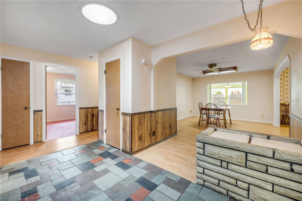 Photo 4 of 1428 Mardrake Rd, Daytona Beach, FL 32114