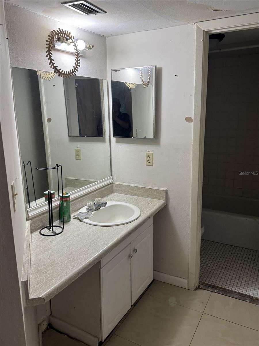 Photo 5 of 2512 Lemon Tree Ln #3c, Orlando, FL 32839