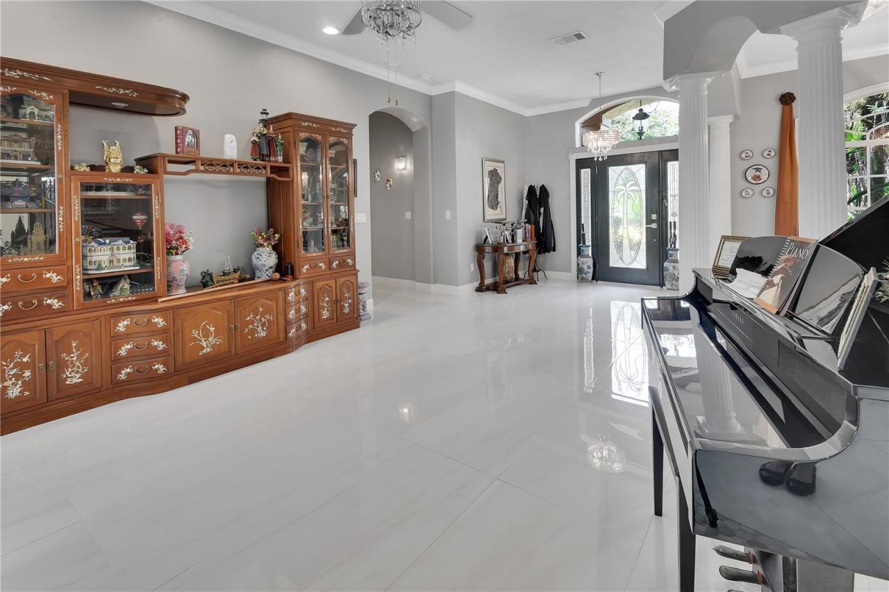 Photo 5 of 6241 Palomino Cir, Port Orange, FL 32127