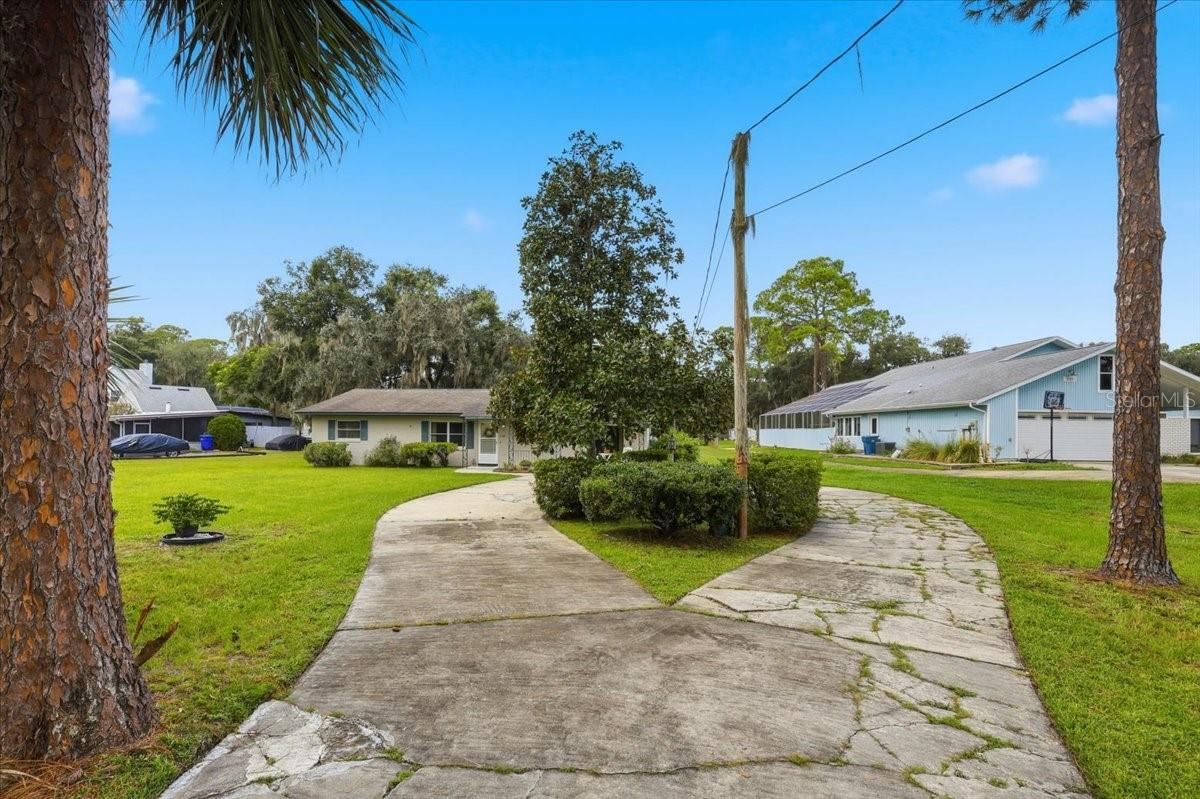 Photo 5 of 2228 River Ridge Rd, Deland, FL 32720