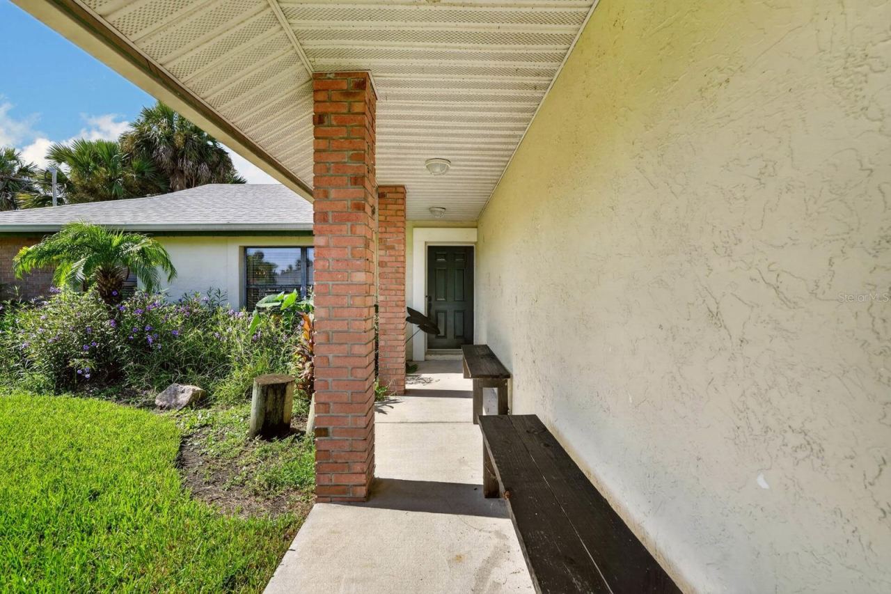 Photo 3 of 109 Coral Reef Ct N, Palm Coast, FL 32137