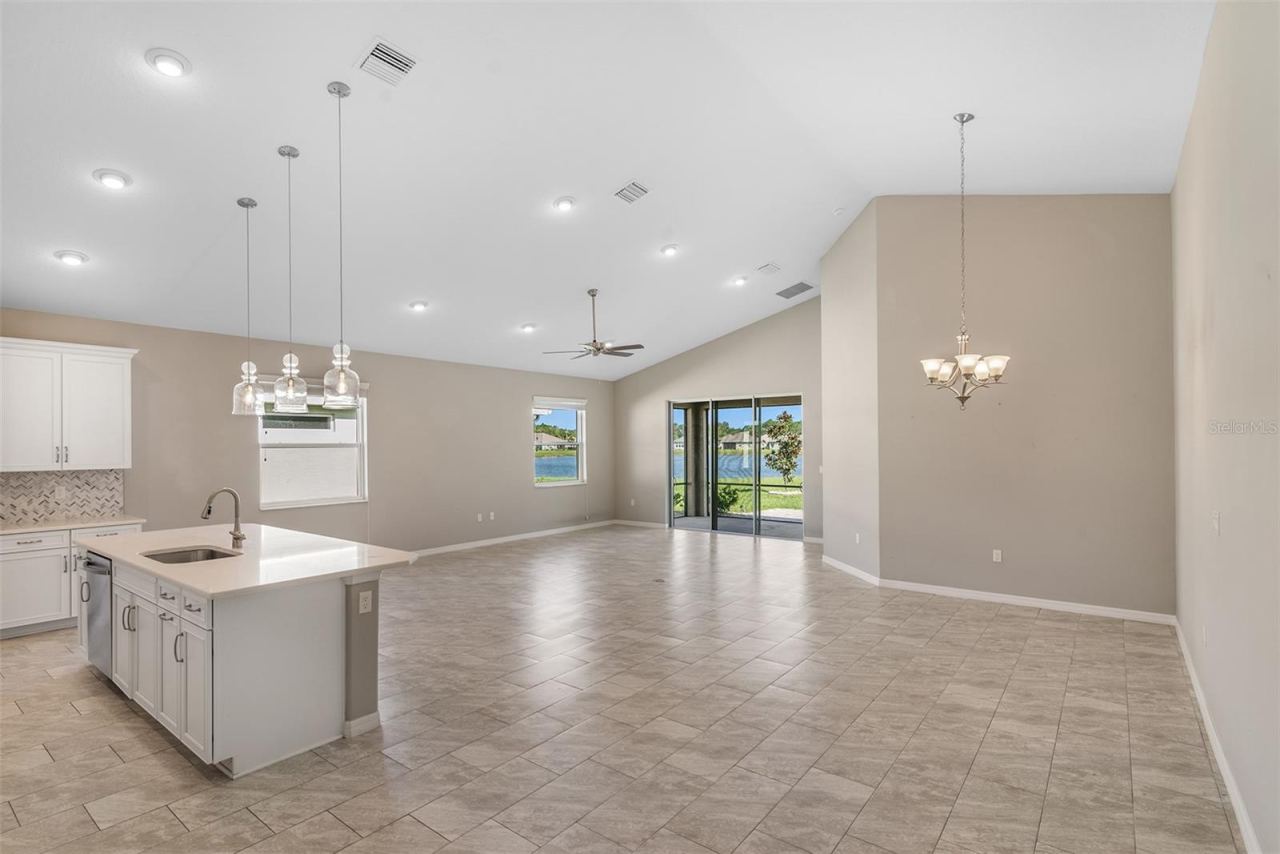 Photo 3 of 4 Tideway Trl, Palm Coast, FL 32137