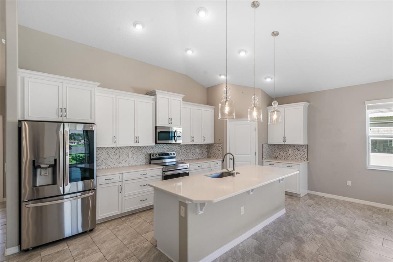 Photo 5 of 4 Tideway Trl, Palm Coast, FL 32137
