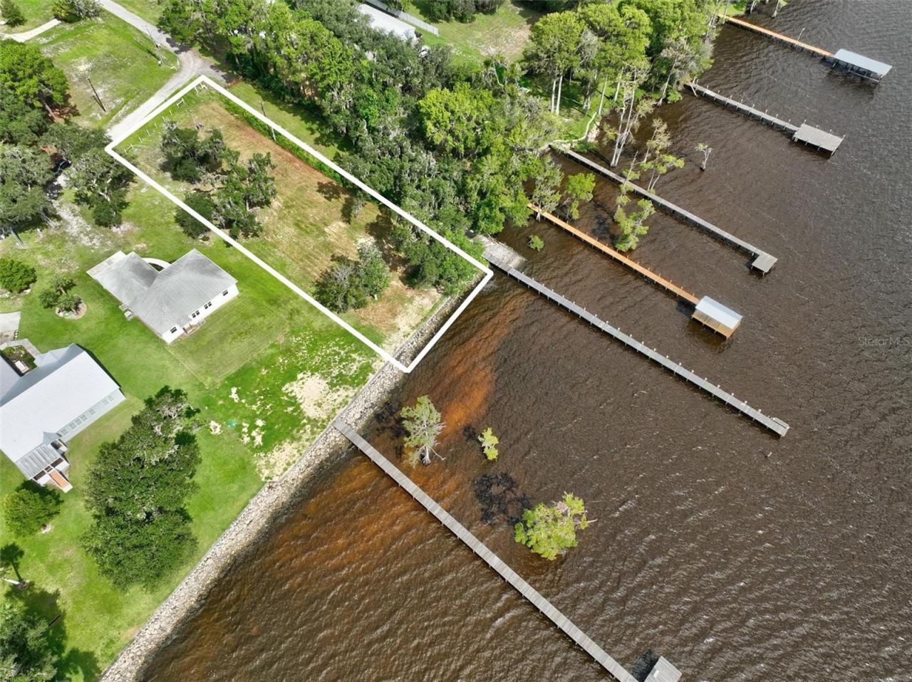 Photo 4 of 100 Sandra Ln, Crescent City, FL 32112