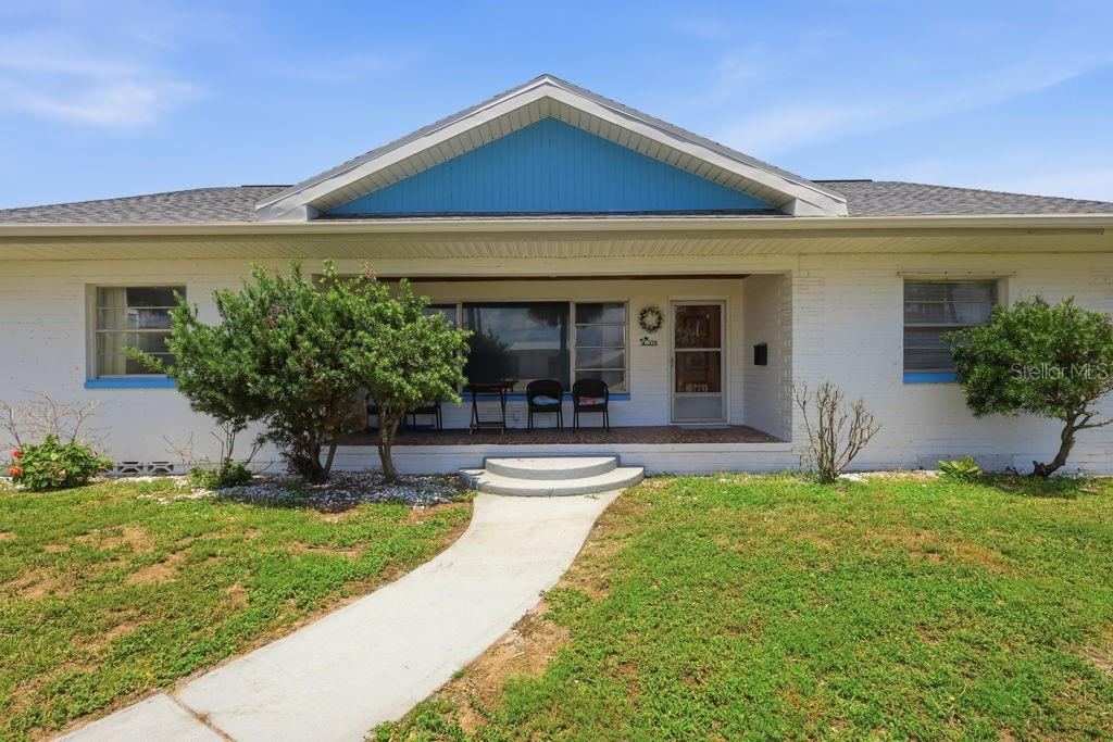 Photo 4 of 379 Morningside Ave, Daytona Beach, FL 32118