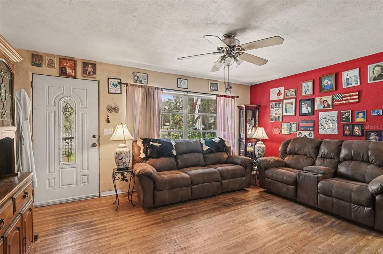 Photo 5 of 624 W French Ave, Orange City, FL 32763
