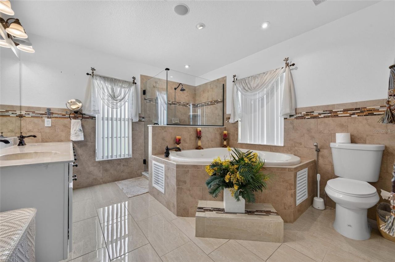 Photo 4 of 1418 Princess Paula Dr, Port Orange, FL 32129