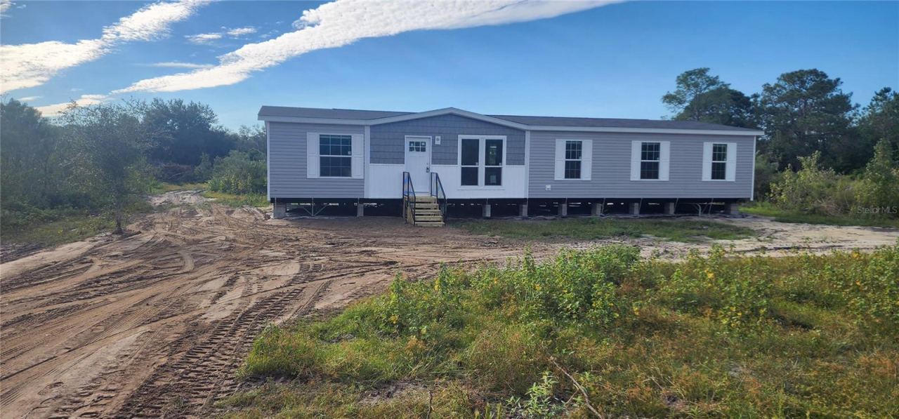 Photo 5 of 1636 Mistletoe St, Bunnell, FL 32110