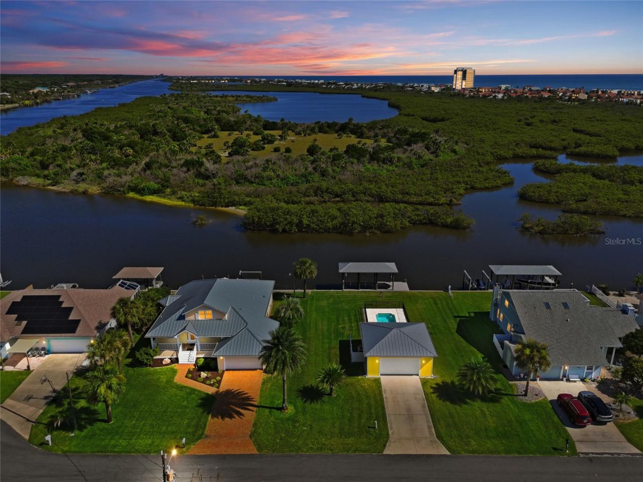 Photo 4 of 342 N 12th St, Flagler Beach, FL 32136