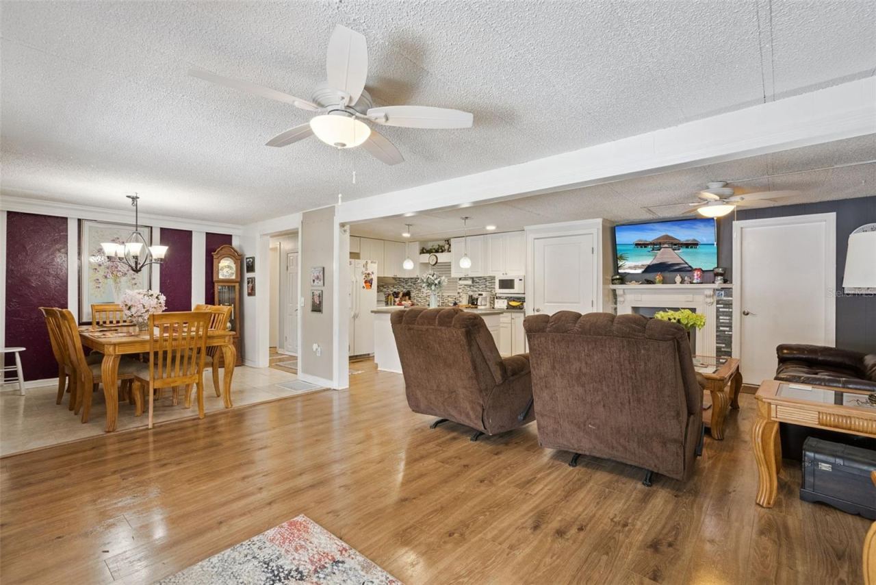 Photo 5 of 109 Douglas St, Edgewater, FL 32141