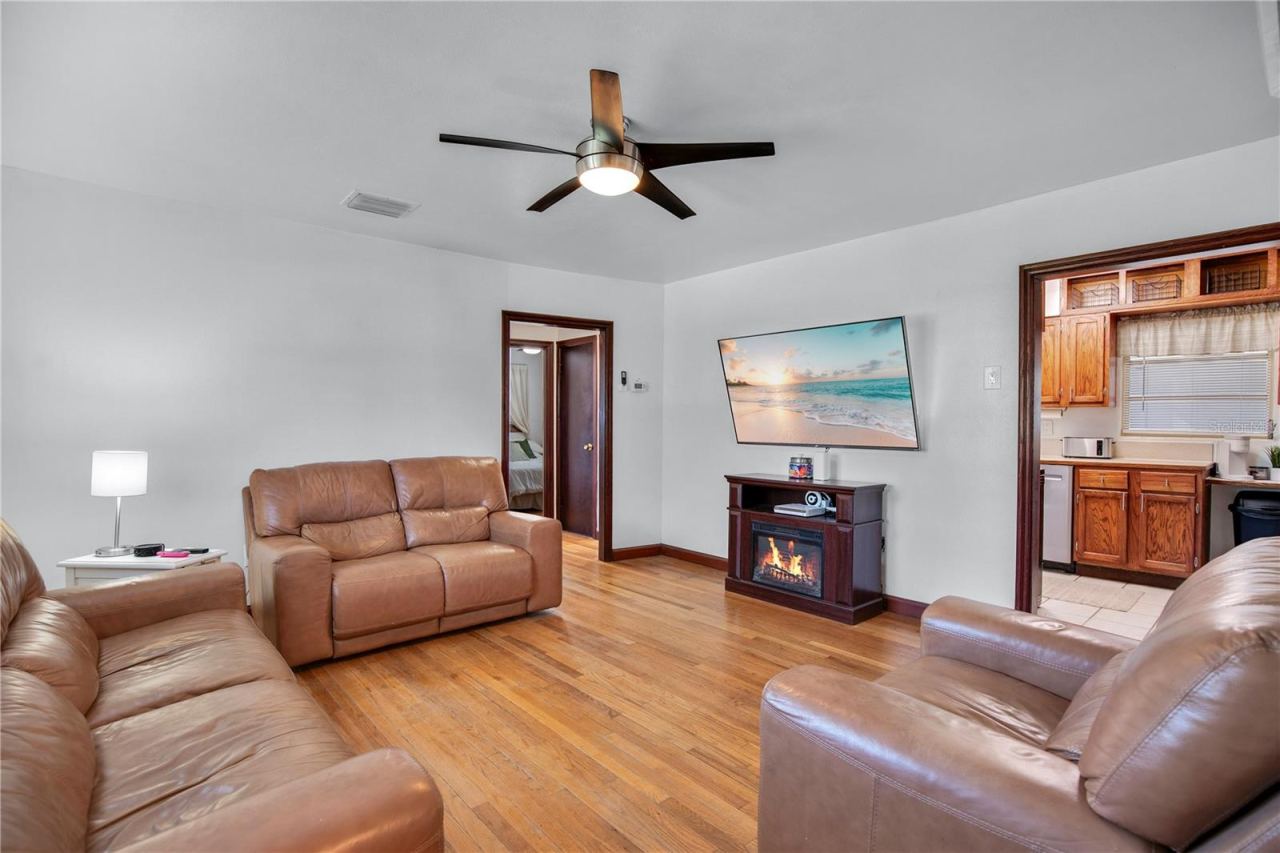 Photo 5 of 11 Aster Dr, Debary, FL 32713