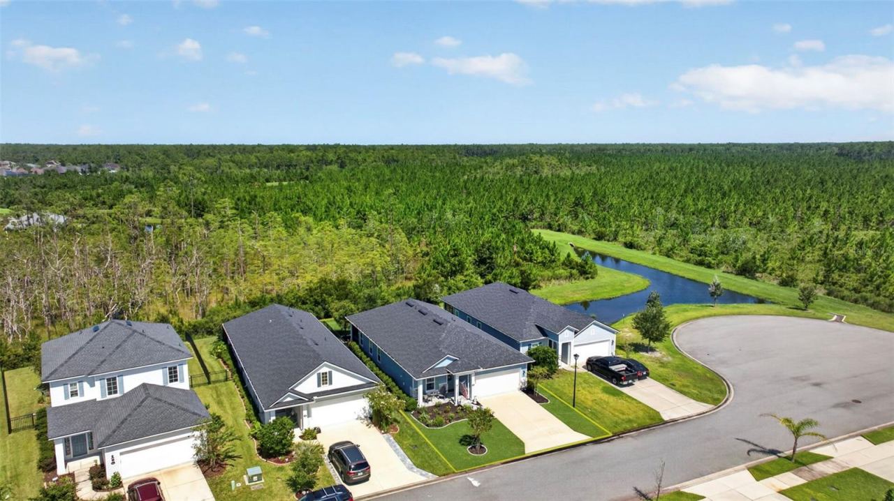Photo 2 of 106 Nighthawk Ln, Palm Coast, FL 32164