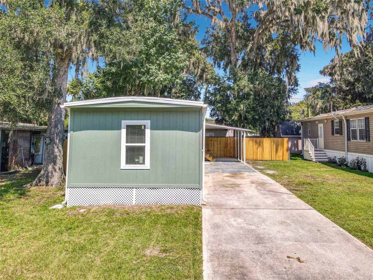 Photo 2 of 61 Golden Gate Cir, Port Orange, FL 32129
