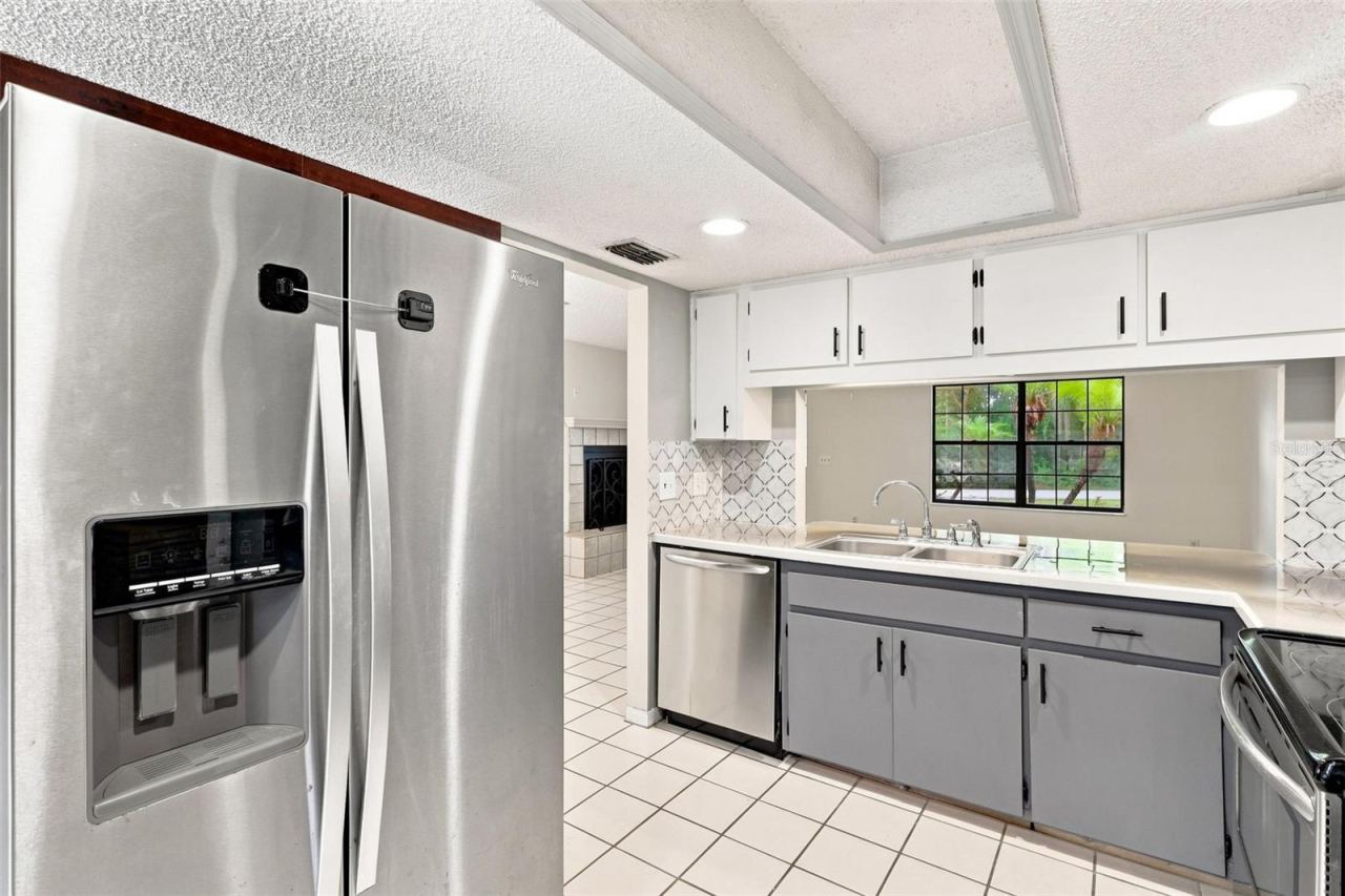 Photo 4 of 226 Council Bluffs Dr, Deltona, FL 32725
