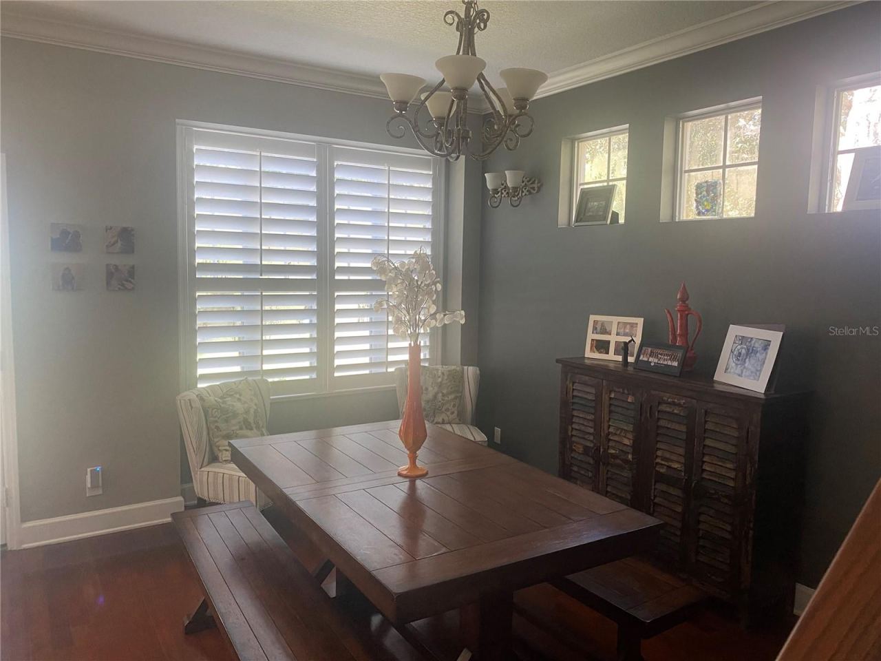 Photo 4 of 108 W Lake Victoria Cir, Deland, FL 32724