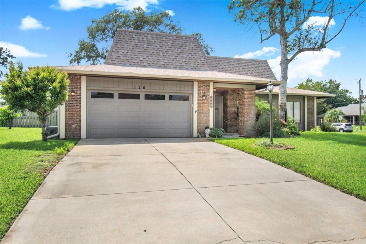 Photo 2 of 126 Florida Park Dr, Palm Coast, FL 32137